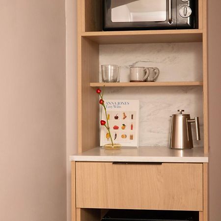 Bob W London Olympia Hotel Екстериор снимка
