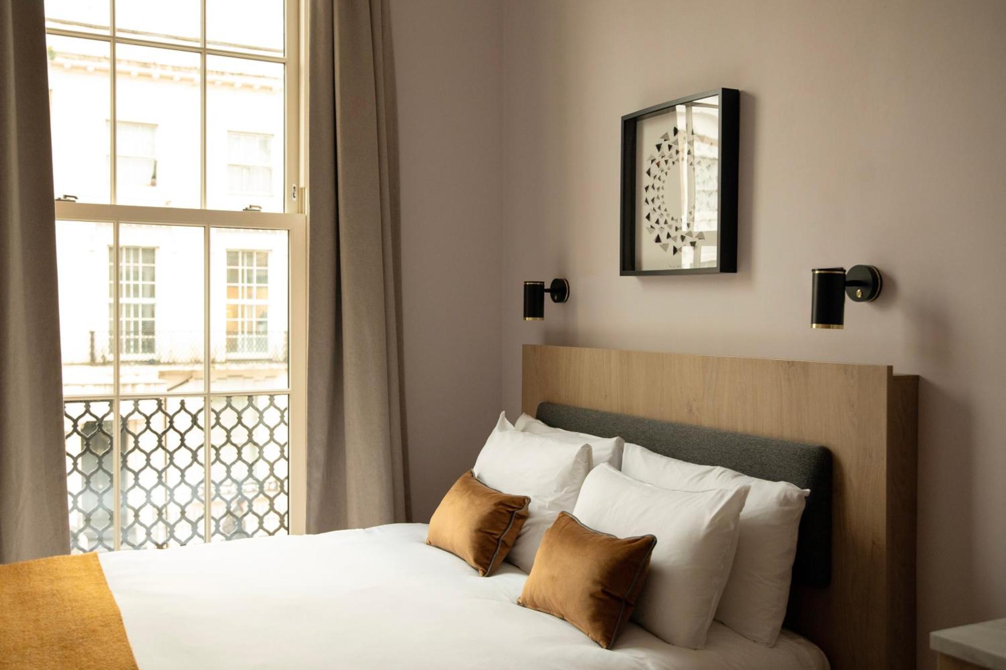 Bob W London Olympia Hotel Екстериор снимка