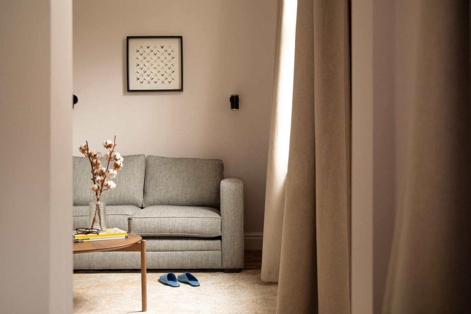 Bob W London Olympia Hotel Екстериор снимка