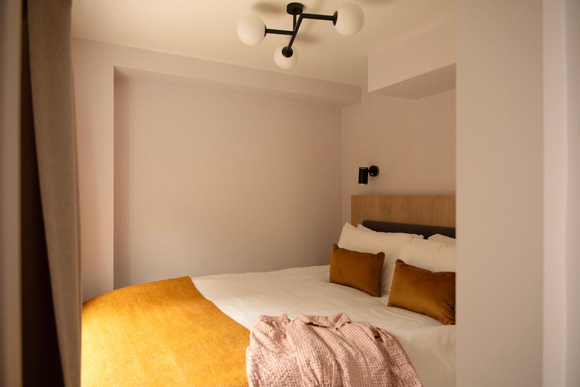 Bob W London Olympia Hotel Екстериор снимка